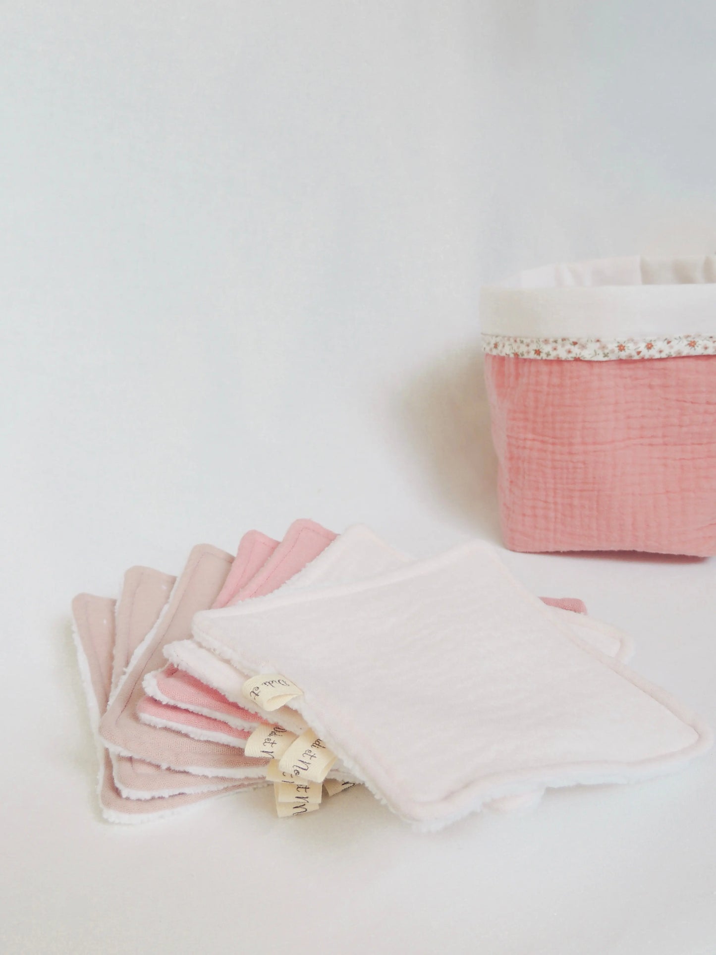 Panier de rangement et ses lingettes lavables Didi et Nounours